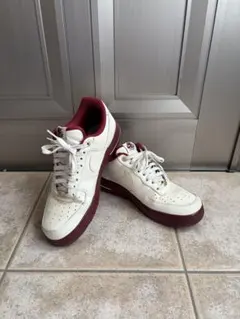 NIKE AIR FORCE 1 ホワイト バーガンディ