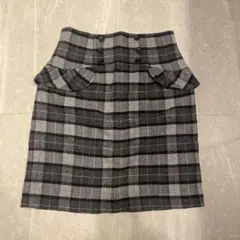 【小嶋陽菜さん着用】リランドチュール　ペプラムチェックスカート