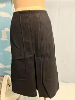 ZARA ブラックスリットスカートとバイカラーパンプス