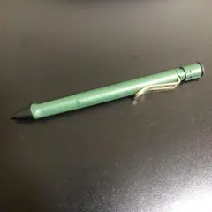 Item thumbnail for item f82ec98a-8388-4780-b41d-5b871782b51a