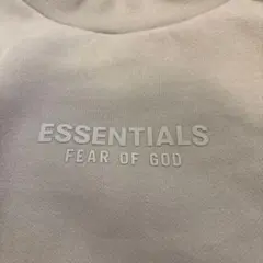 エッセンシャルズ スウェット