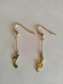 まとめ買い歓迎、匿名配送、ビアス、ト音記号