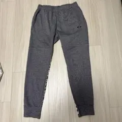 オークリー　ジャージ素材　ゴルフパンツ　サイズLのサムネイル