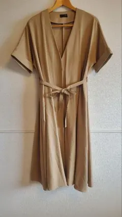 Aga ベージュ シャツワンピース 半袖