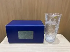 クリスタルガラス 花瓶 花柄彫刻 箱付きのサムネイル