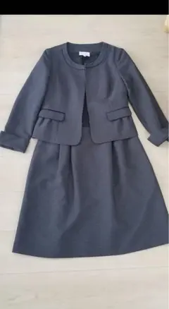 キレイ系ママ⭐︎エマジェイムス　上品スーツ　卒園式　卒業式　M ドット