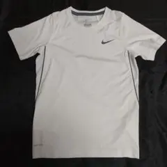 Nike DRI-FIT ホワイト Tシャツ 140 ジュニア