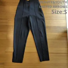BEAUTY&YOUTH UNITED ARROWS 黒　スラックス　スリット有