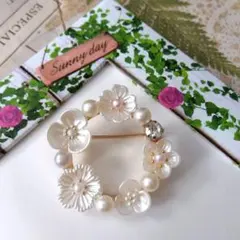 ハンドメイド　パール　丸ブローチ　桜　お花　レジン　1点物　入学式　卒業式