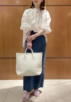 ◎訳あり◎TOMORROWLAND BALLSEY◎サテン ネックフリルブラウス