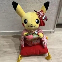 ポケモン 舞妓はんピカチュウ おすわりver. ぬいぐるみ ピカチュウ