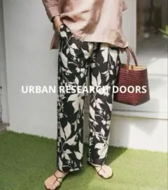 URBAN RESEARCH DOORS リネンレーヨンフラワーパンツ