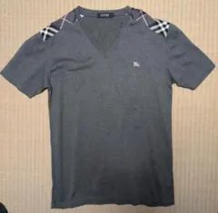 Burberry Black Label グレー Vネック Tシャツ