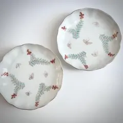 古伊万里　色絵　かわいい蝶柄　2枚　12.3㎝のサムネイル