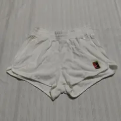 NIKE　ショートパンツ　白