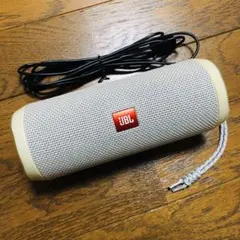 JBL charge5 グレー　ゴム部分の一部欠け以外は美品 JBL charge5 グレー ゴム部分の一部欠け以外は美品 - メルカリ