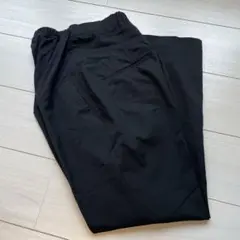 ユニクロ　マタニティパンツ　クロップド　黒 ゴムウエスト Lサイズ