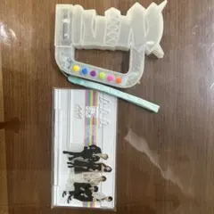 AAAペンライトとスマホスタンド