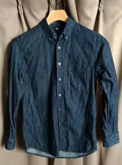 ユニクロ デニムシャツ（ボタンダウンカラー・長袖） ネイビー XS