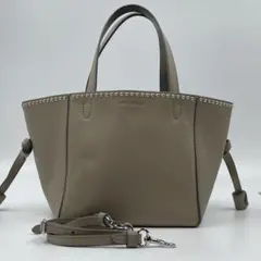 J&M DAVIDSON 　ベル　スタッズ　ハンドバッグ　レザー　グレージュのサムネイル