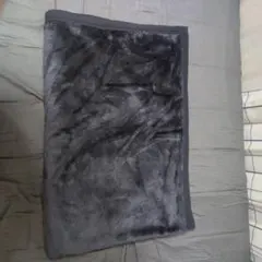 UNIQLO HEATTECH 毛布 ダークグレー 140×200cmのサムネイル