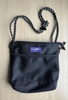GERRY ショルダーバッグ サコッシュ ブラックのサムネイル