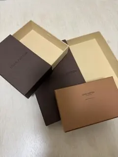 Item thumbnail for item 03e0547f-fafe-4950-b88d-414a160fcafd