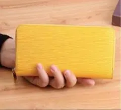 Item thumbnail for item 85839933-eeca-4a69-ace0-649c149bc780