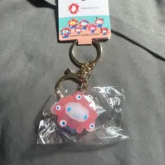 【シナモンロール】サンリオ ミャクミャク クリアカラーキーホルダー