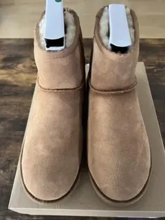 【新品未使用】UGG CLASSIC MINI II 26cm