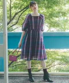 To b. by agnes b. シアーチェックワンピース