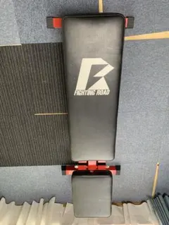 インクラインベンチ