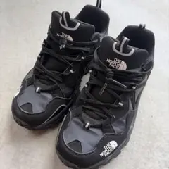THE NORTH FACE スニーカー ブラックのサムネイル