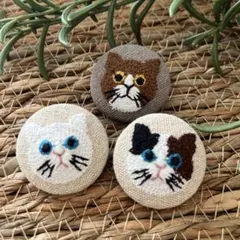 206 エキゾチックショートヘア 猫 刺繍ブローチ ハンドメイド くるみ