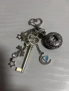 SPINNS メタルキーホルダー