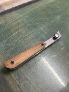 Item thumbnail for item 2500f6aa-ee9a-48a6-9eb0-90c27396d3a2