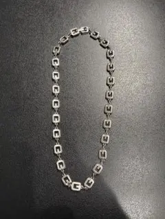 GIVENCHY ネックレス Gロゴ シルバーカラー