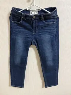 C17 ダークブルー ジーンズ　クロップド丈