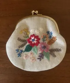 ハンドメイド かぎ編みがま口ポーチ ファスナーポーチ モチーフ編み