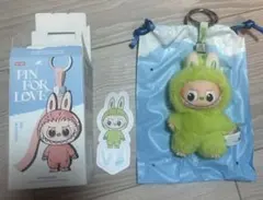 ラブブ イニシャル ぬいぐるみ