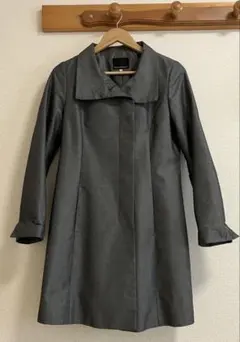グレー トレンチコート クリアインプレッション