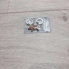 匿名配送❣️ クリスマスフープピアス レディース カラフル エナメル 星形