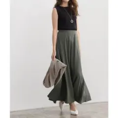 新品　Pierrot ピエロ　リブカットソーフレアスカート スカート フレア M