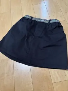 ブラック　スカート　140