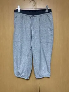 Nike グレー ジョガーパンツ