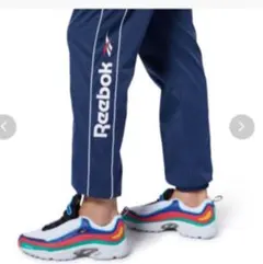 新品未使用リーボック定価6,390円シャカシャカナイロンパンツMレトロレア