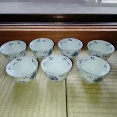 青い花模様 湯飲み 7個セット