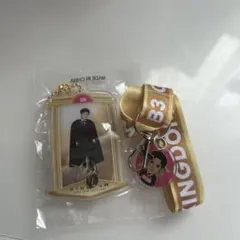 岩田剛典クリアチャーム、ストラップ