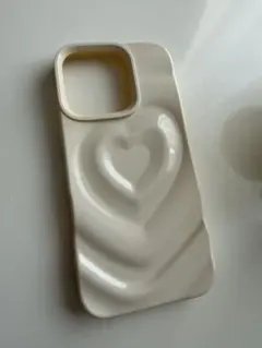 iPhone16pro ハート うねうね　韓国　可愛い
