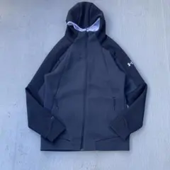 アンダーアーマー　パーカー　フルジップ　ロゴ　 フーディー　古着